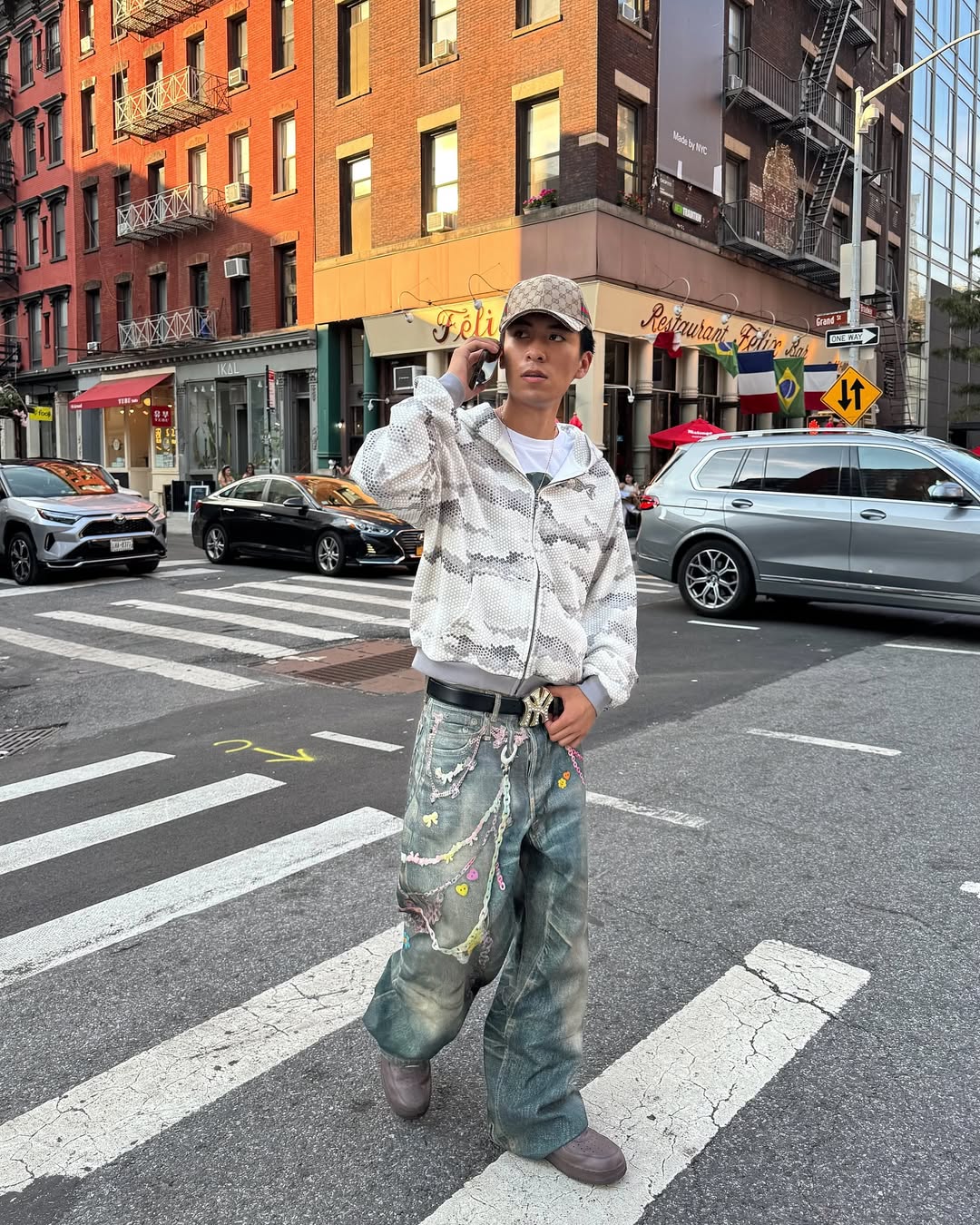 Acne Studios Vintage Chain Detail Loose Blue Jeans